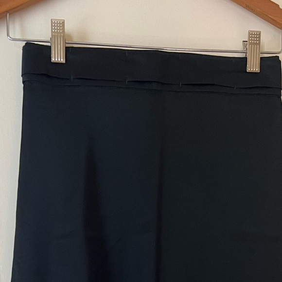 Silk COS midi skirt (high waisted fit) - Picture 2 of 5